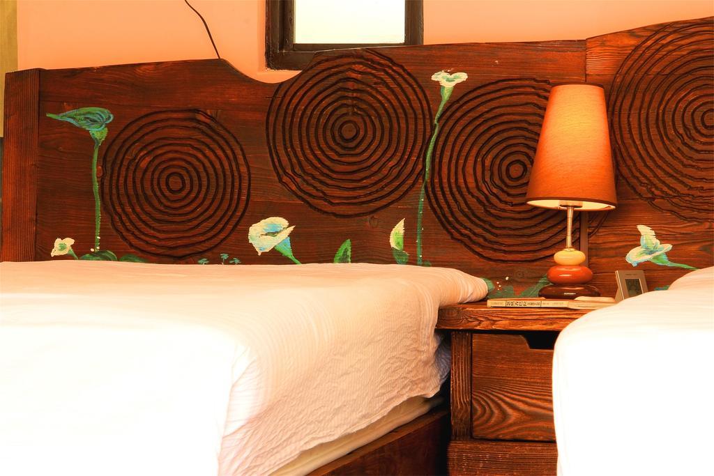Lijiang Baisha Free Time Designed Hotel Buitenkant foto